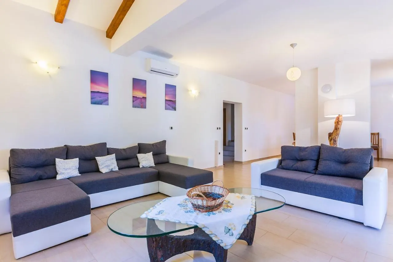 Villa Vanja Medulin 0*,  Croatia