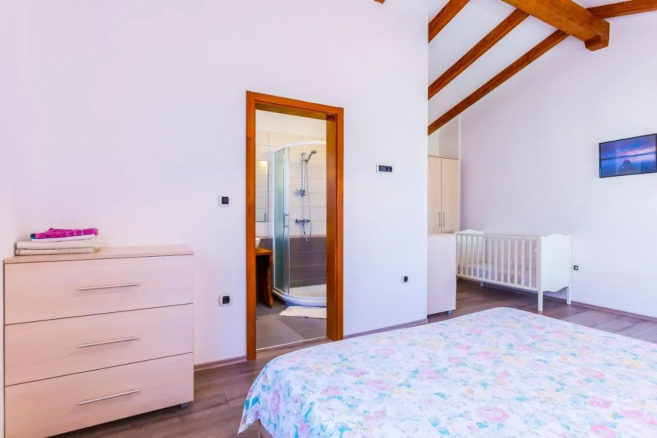 Villa Vanja Medulin 0*,